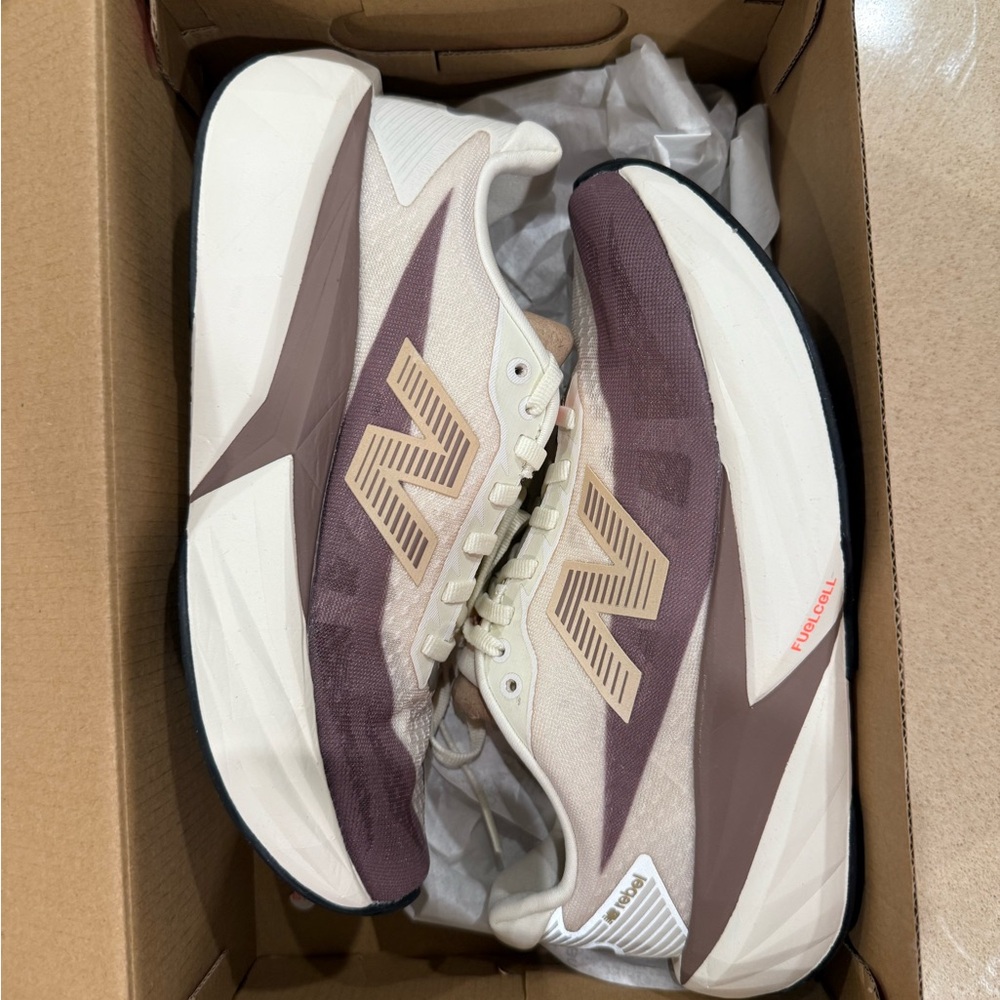 New Balance Rebel v5 NIB